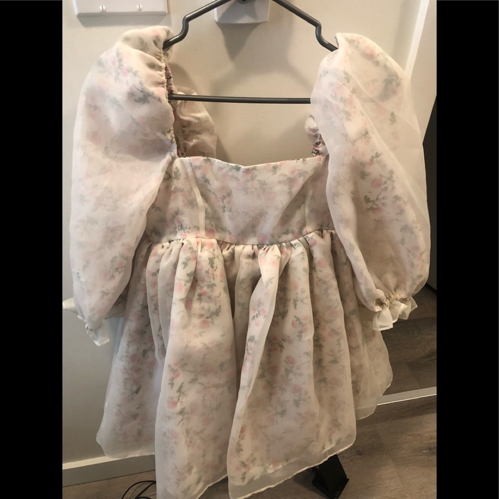 Puff dress